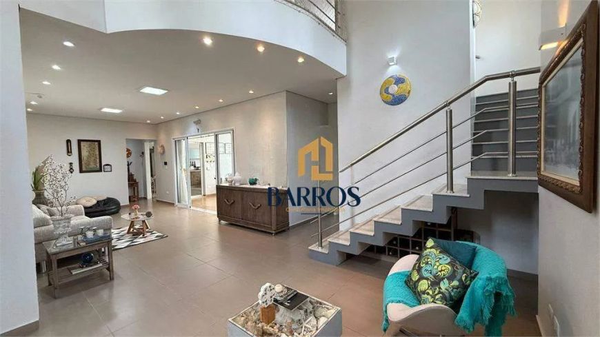 Casa sobrado Condomínio 3 dormitórios 268m2 - Bairro Morato - Piracicaba/SP