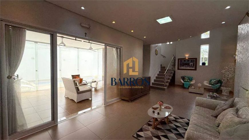 Casa sobrado Condomínio 3 dormitórios 268m2 - Bairro Morato - Piracicaba/SP