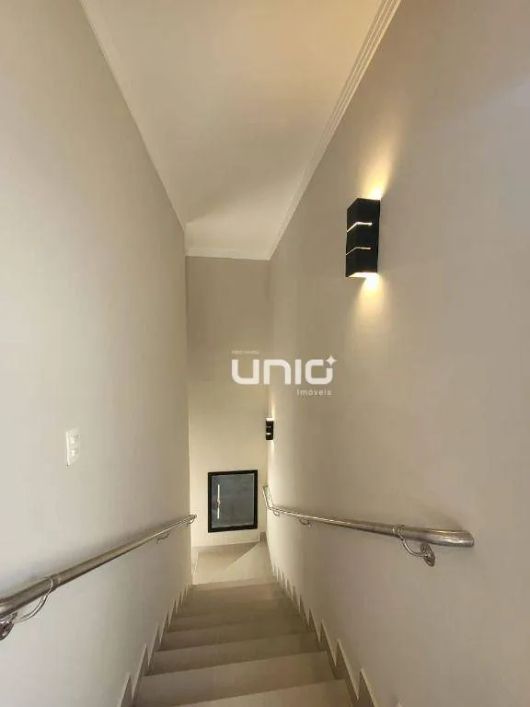 Casa a venda no Condomínio Soleil - Piracicaba-SP com 3 dormitórios sendo 2 suítes - 250m² de terren