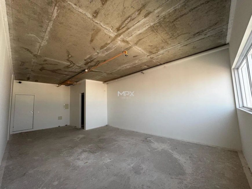 Sala comercial à venda no Edifício Head Tower