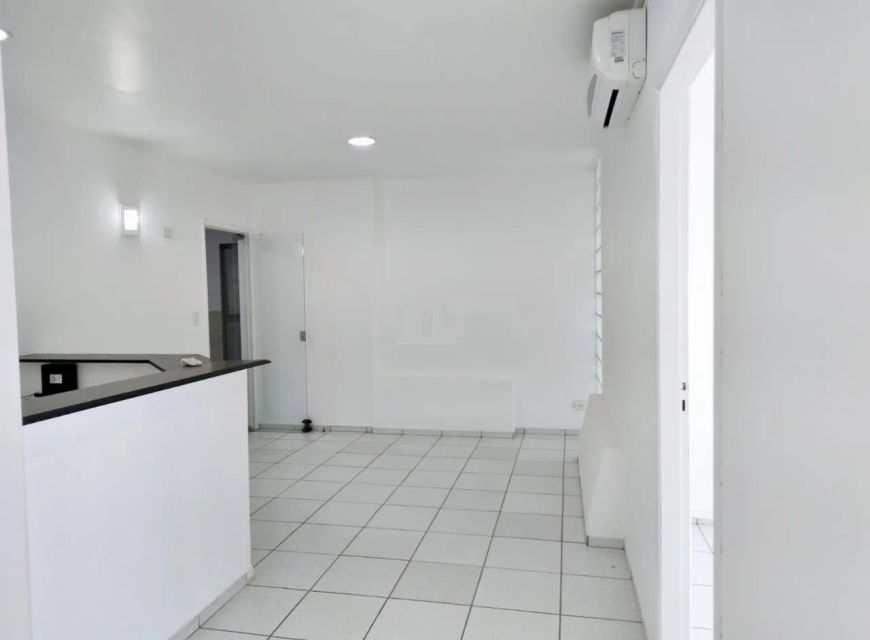 SALA PARA VENDA NO CENTRO CLÍNICO NA AVENIDA INDEPENDÊNCIA, PIRACICABA