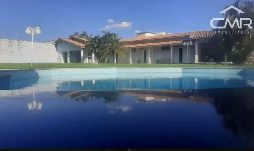 LINDA CASA E CONDOMÍNIO NO JARDIM CAXAMBÚ