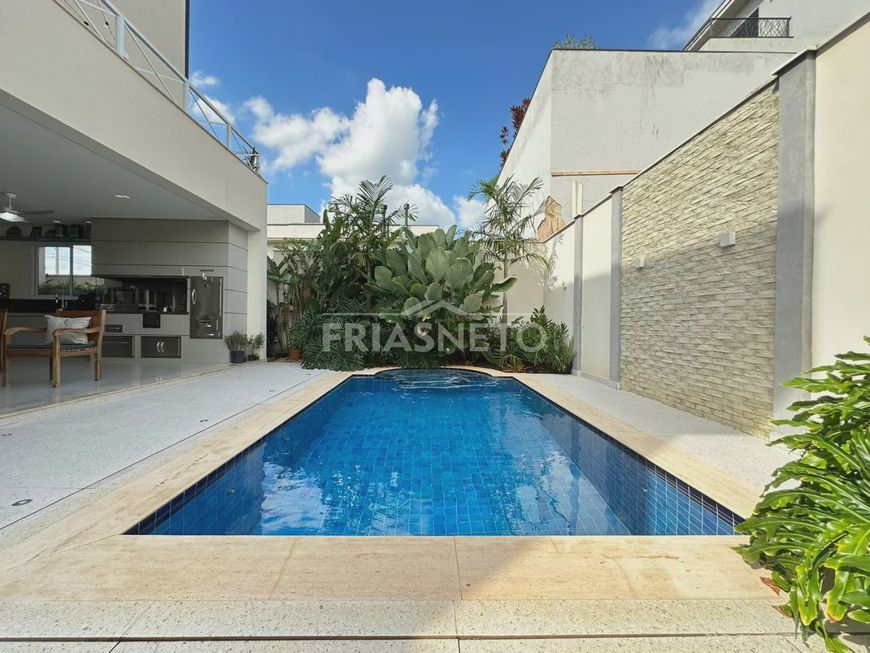 Casa à venda no condomínio Villa Bela Vista
