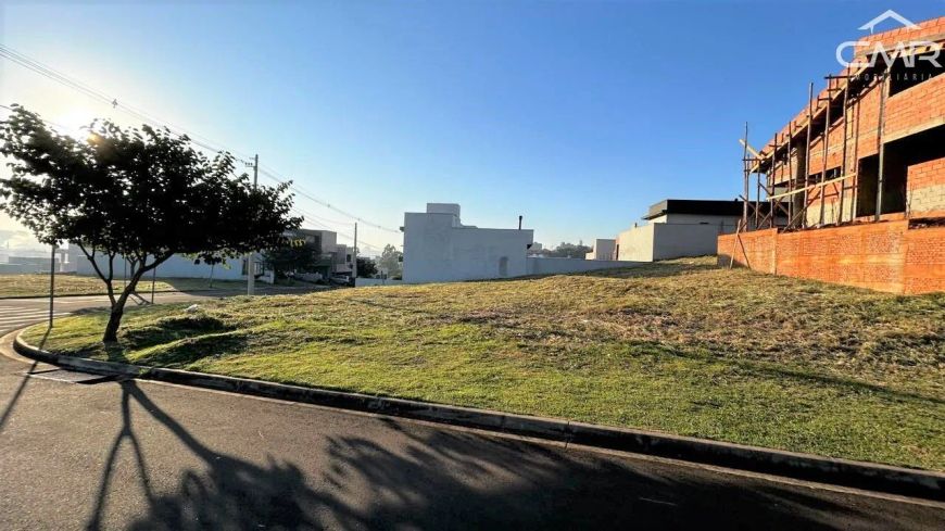 OPORTUNIDADE, terreno de esquina Cond Soleil, bairro Bongue, medindo 377,00 m²