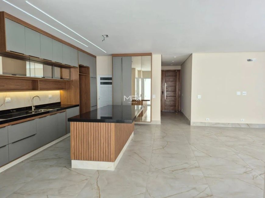 Casa no Condomínio Villagio Clotilde Brossi