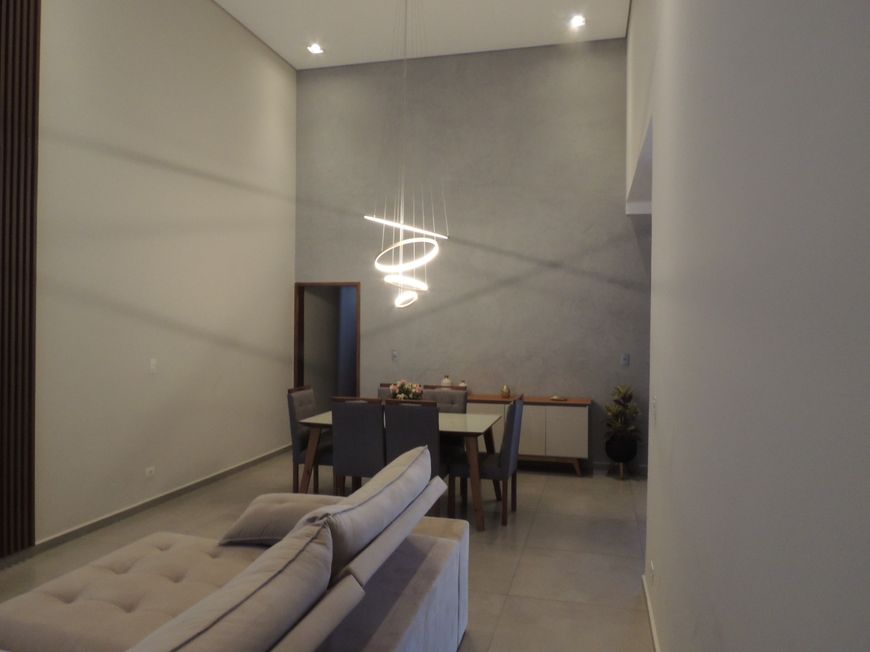 Imóvel para venda possui 168 metros quadrados com 2 quartos em Ondinhas - Piracicaba - SP
