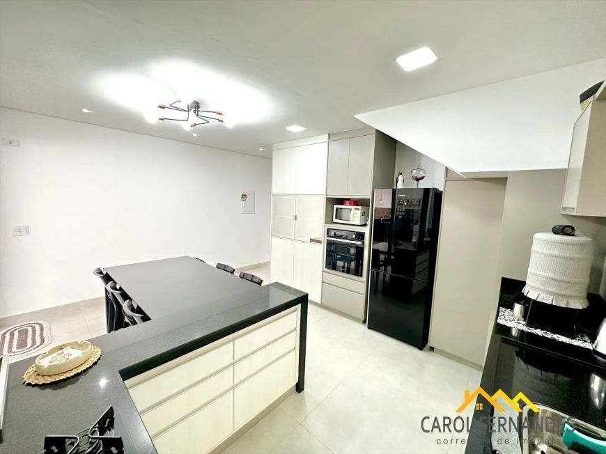 Sobrado a venda no condominio Tomazella