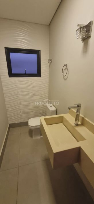 Casa para comprar no condomínio Residencial Villa D'Itália