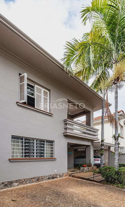 Casa à venda no bairro Centro
