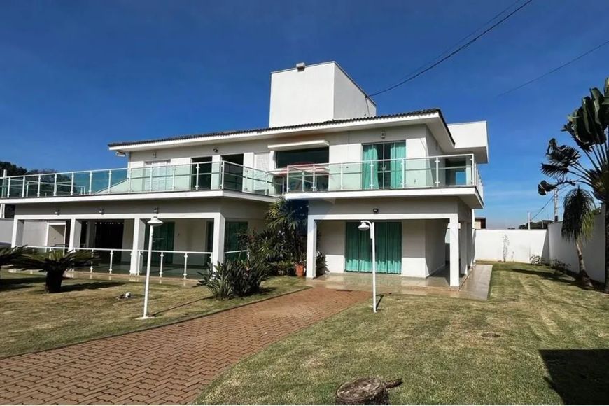 CHACARA A VENDA 4 SUITES ALTO PADRÃO BAIRRO DOIS CÓRREGOS PIRACICABA R$2.290.000,00