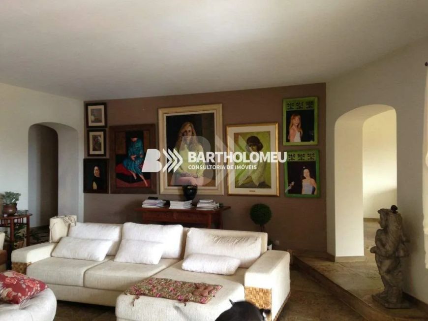 Apartamento à venda no Edifício Capitão D' Antibes, no bairro Centro em Piracicaba