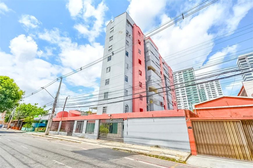 Apartamento com 3 quartos à venda em Parquelândia - CE