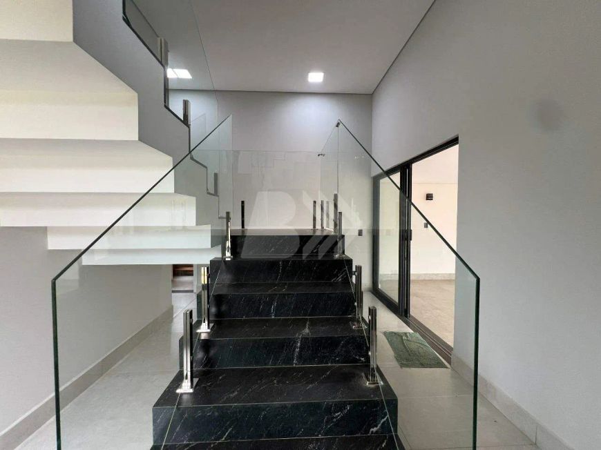 Casa à venda no condomínio Villa D'Áquila, no bairro Santa Rosa em Piracicaba