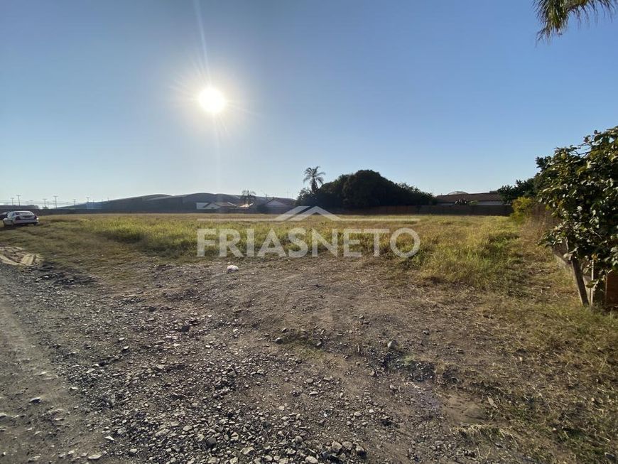 Terreno à venda no bairro Dois Córregos