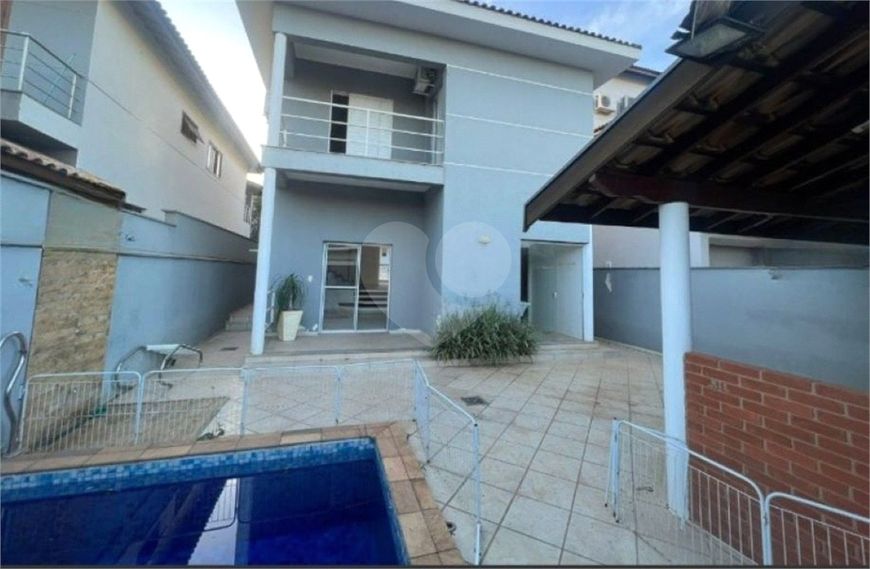 Bela casa disponível para a venda no condomínio Terras de Piracicaba