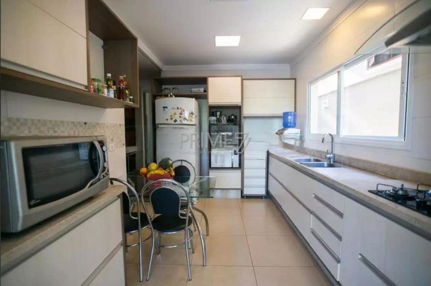 Casa à venda em Condominio fechado com 5 dormitórios sendo 3 suites, Piracicaba-SP
