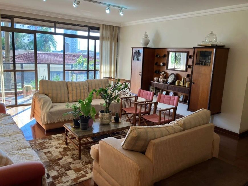 Apartamento à venda no Edifício Panorama