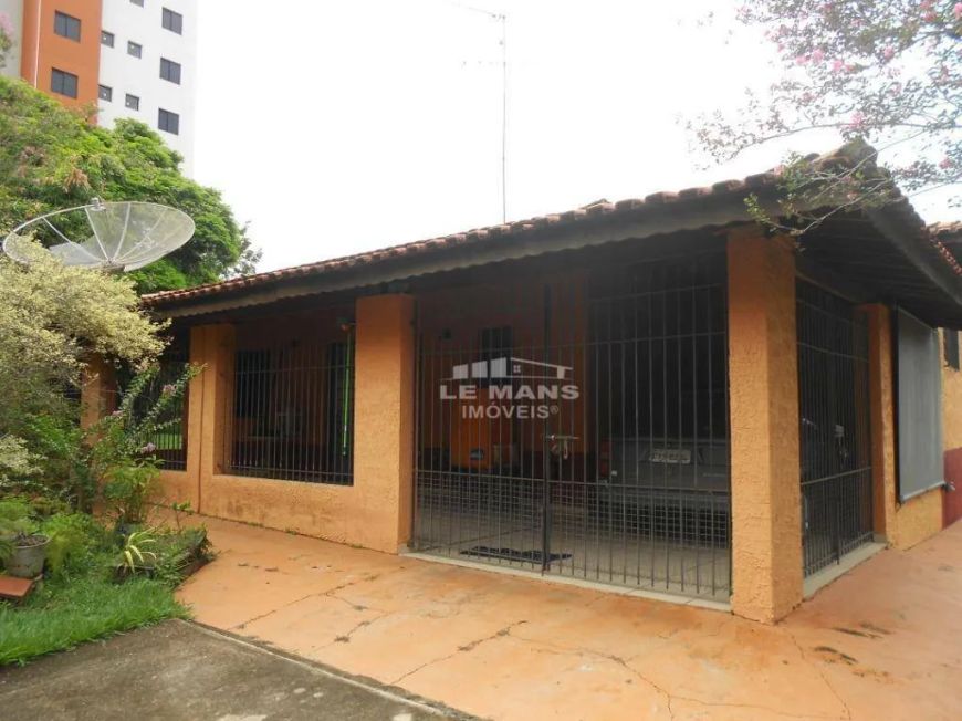 Chácara a venda, 6 quartos, 1 suíte, 11 vagas, no bairro Chácara Esperia em Piracicaba - SP