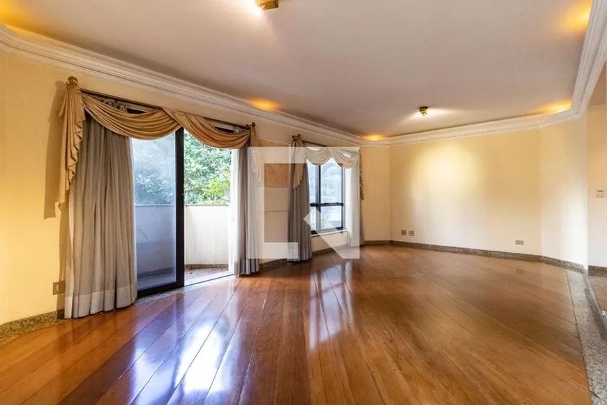 Apartamento à Venda - Aclimação, 4 Quartos, 186 m2