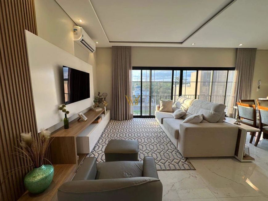 CASA DESLUMBRANTE À VENDA NO CONDOMÍNIO VILLA BELA VISTA !