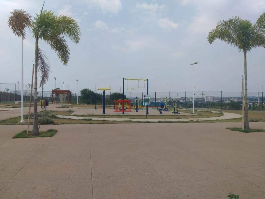 Terreno em Condomínio no Bairro Ondas