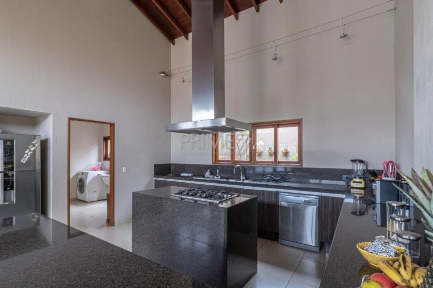 Casa à venda em condomínio fechado com 4 suítes, no Bairro Campestre, Piracicaba:-SP