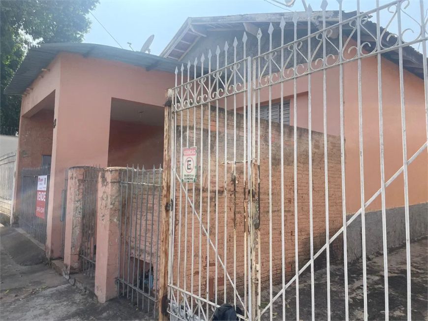 Casa com 3 quartos à venda em Piracicamirim - SP