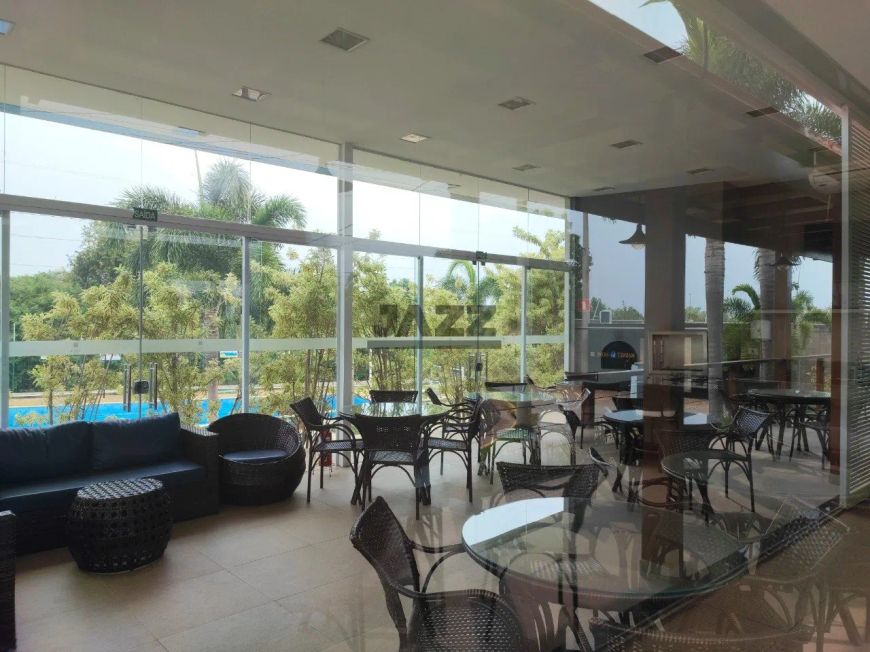 Casa de alto padrão à venda com 140m² de construção, 3 dormitórios, sendo 1 suíte, e 3 banheiros, no
