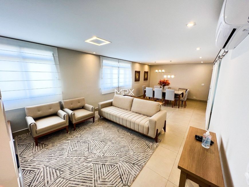 Apartamento no Edifício Comendador Antônio Romano