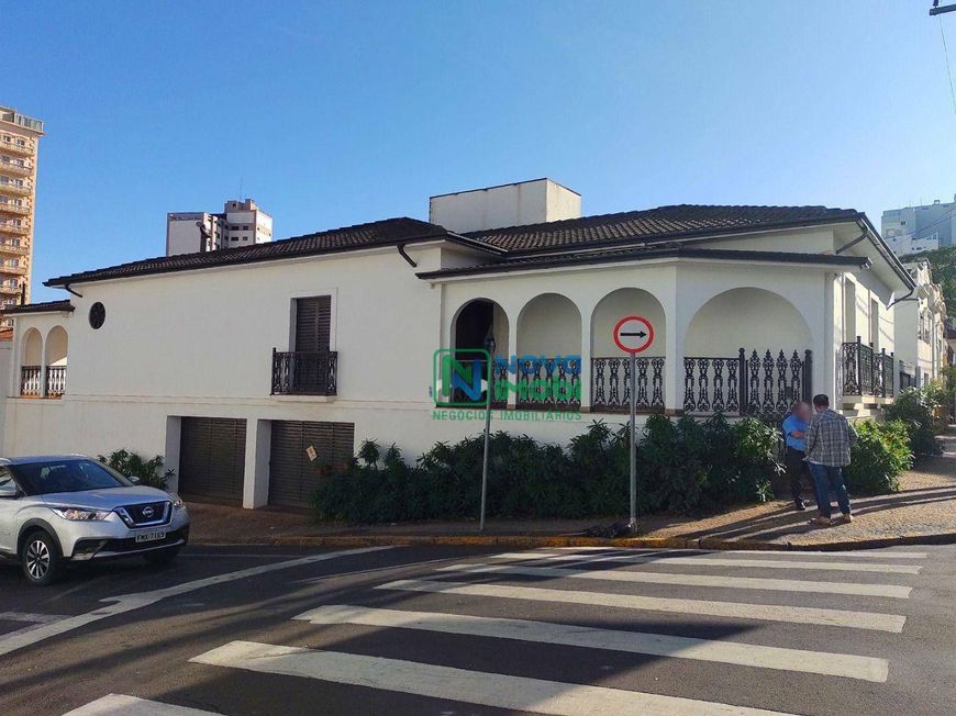 Casa com 3 dormitórios à venda, 274 m² por R$ 995.000,00 - Centro - Piracicaba/SP