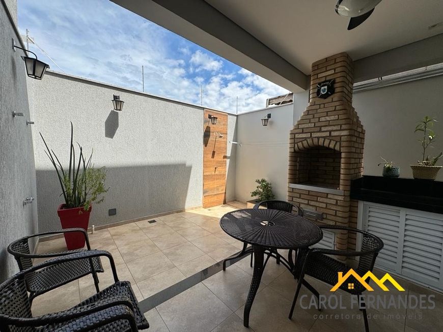 Casa no Bairro Castelinho com 3 dormitórios sendo uma suíte, aceitando permuta no negócio