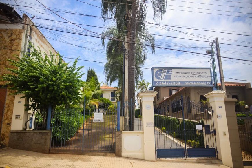 Casa à venda, 1 quarto, 12 vagas, Centro - Piracicaba/SP