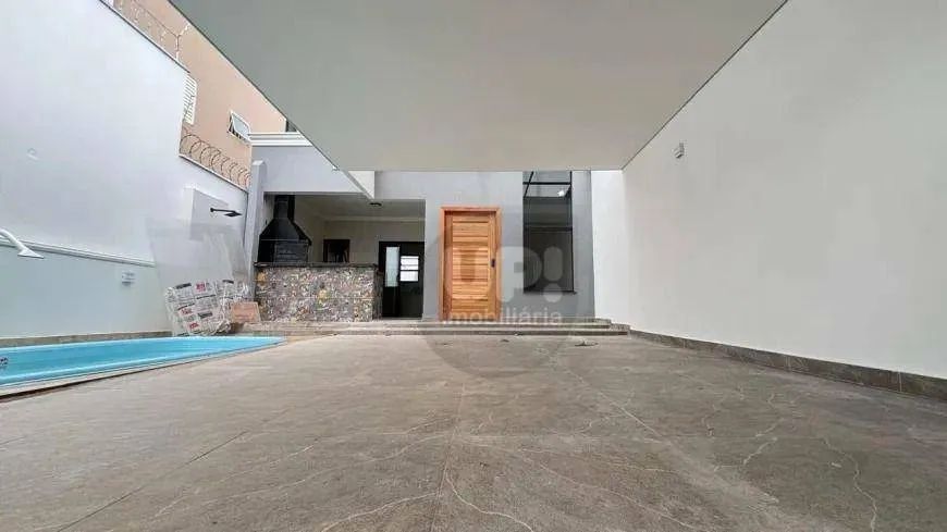 Casa com 3 dormitórios à venda, 130 m² por R$ 640.000 - Residencial Nova Água Branca II - Piracicaba