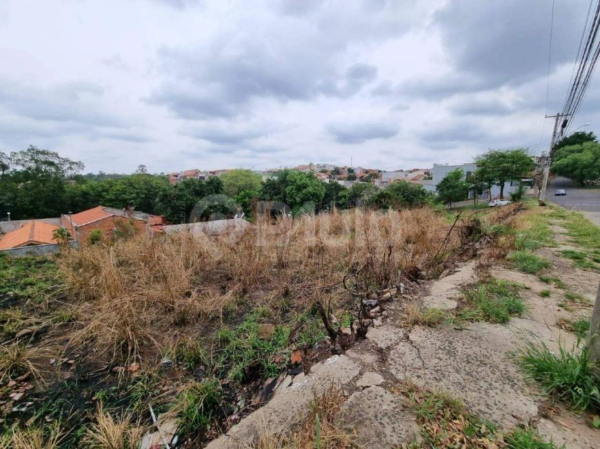 Terreno à Venda no Campestre