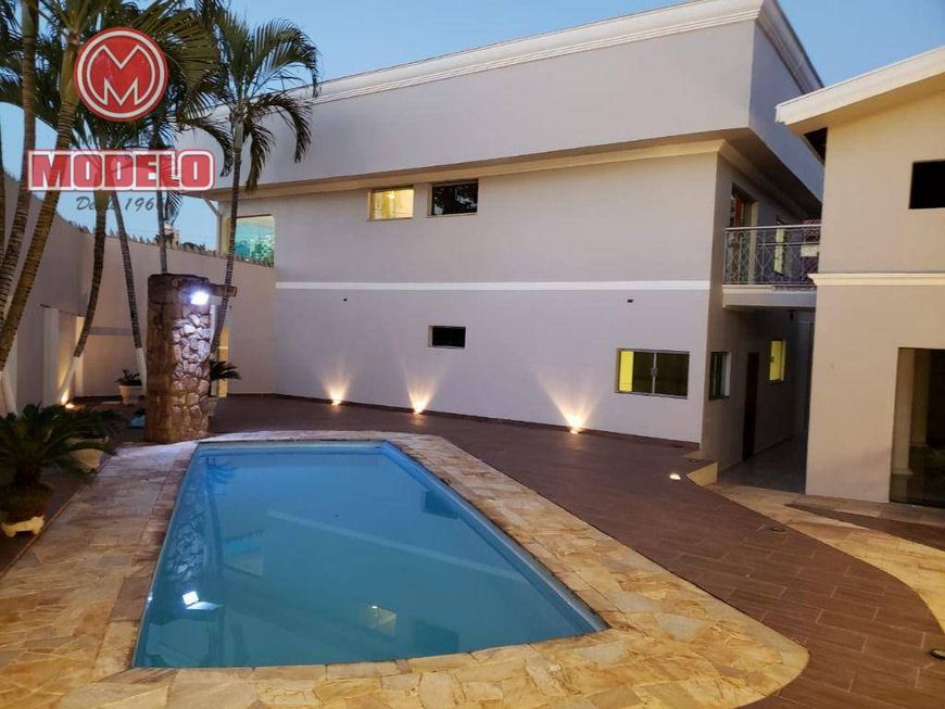 Casa com 3 dormitórios à venda, 357 m² por R$ 1.350.000 - Castelinho - Piracicaba/SP