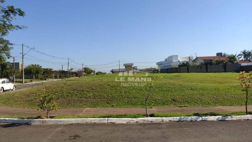 Terreno em Condomínio a venda no Park Campestre l, no bairro Campestre em Piracicaba - SP