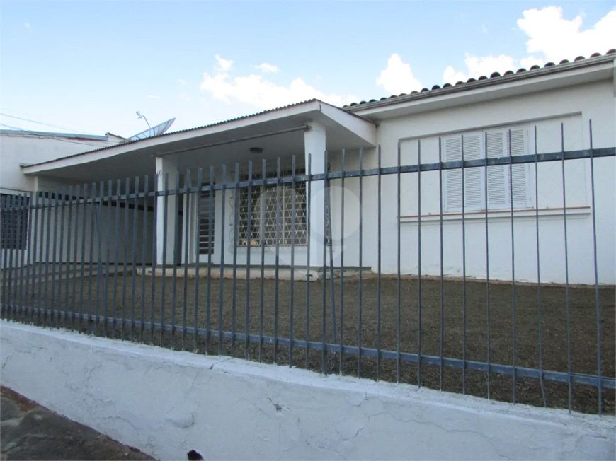 Casa térrea com 2 quartos à venda em São Judas - SP
