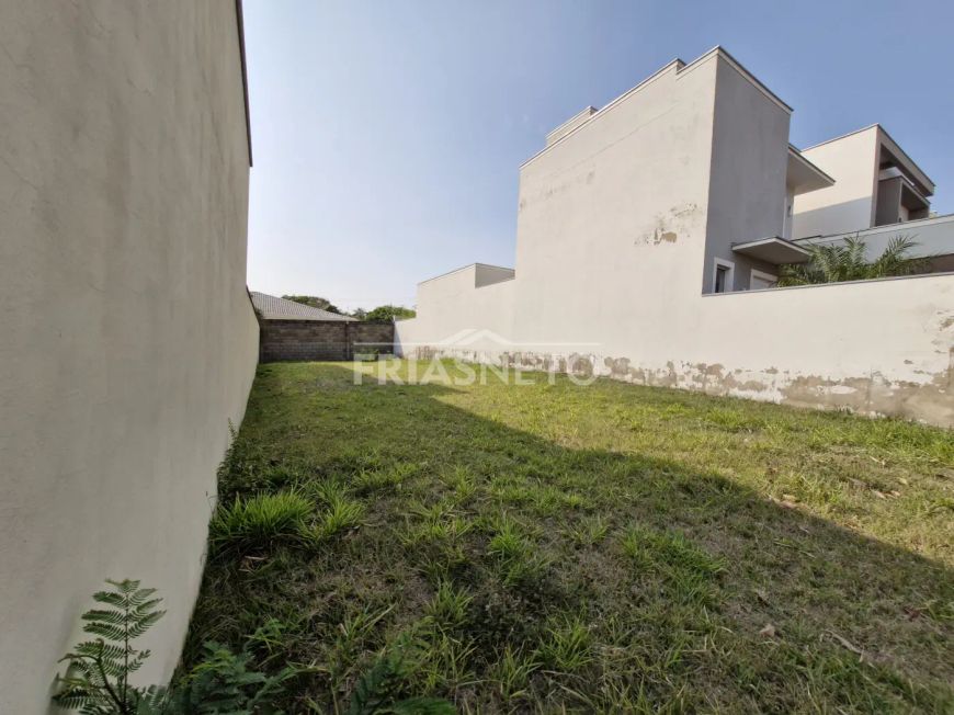 Terreno à venda no condomínio Convívio Residencial Lazuli Clube