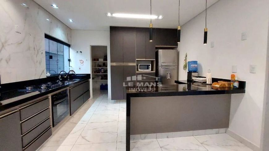 Casa em Condomínio a venda no Residencial São Luiz, 3 quartos, 1 suíte, 4 vagas, no bairro Água Bran