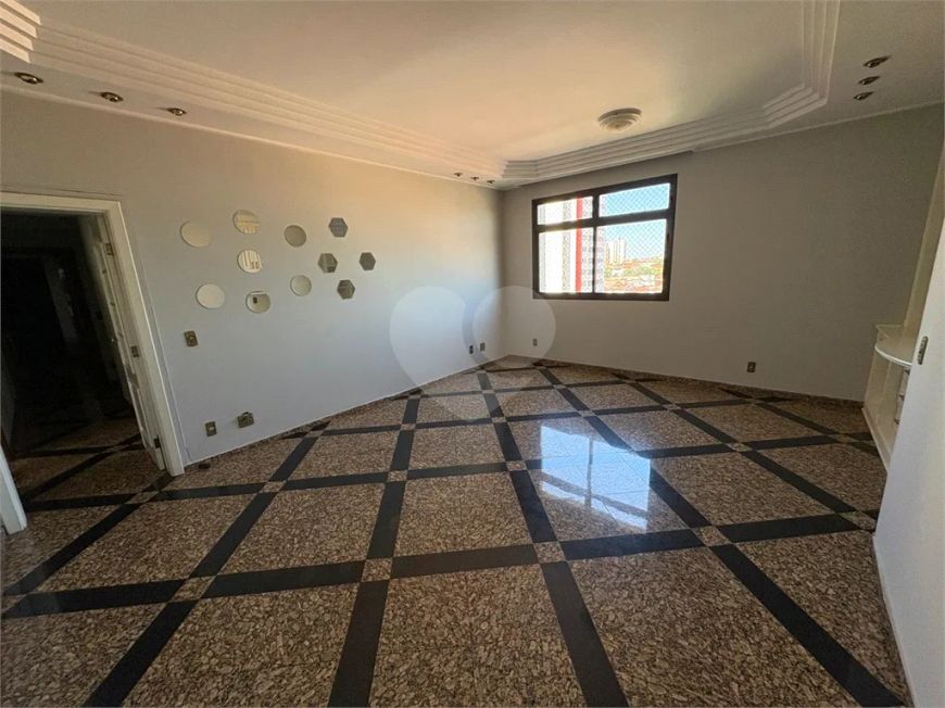 Apartamento com 3 quartos à venda em Centro - SP
