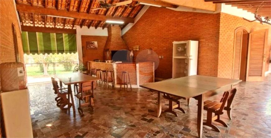 Chácara com 4 quartos à venda em Jardim Abaeté - SP