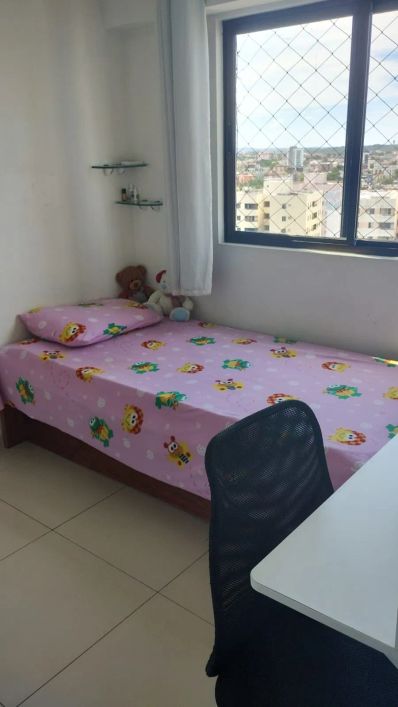 Apartamento 4 quartos no coração de Olinda, nascente, 2 vagas e 100m², próximo à Orla!