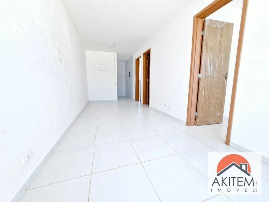 More num super emprendimento, com Piscina e a poucos metros do Patteo com 2 quartos/1suite à venda,