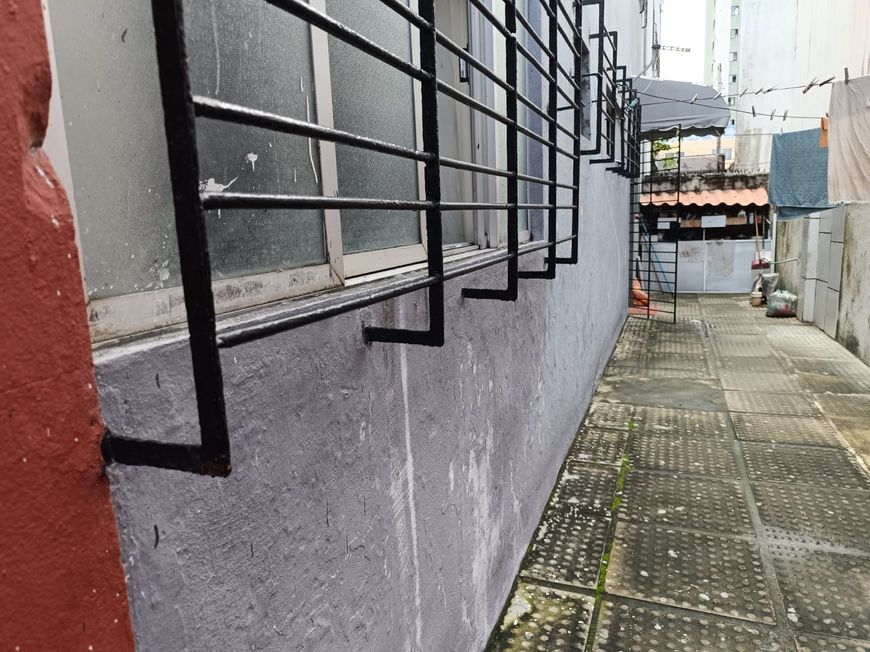 VENDO ÓTIMO APARTAMENTO COM TRÊS QUARTOS NO BAIRRO DE CASA CAIADA / OLINDA