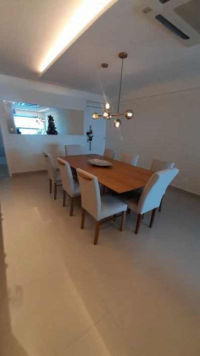 Apartamento beira-mar de Olinda com 3 quartos sendo 1 suíte a venda.
