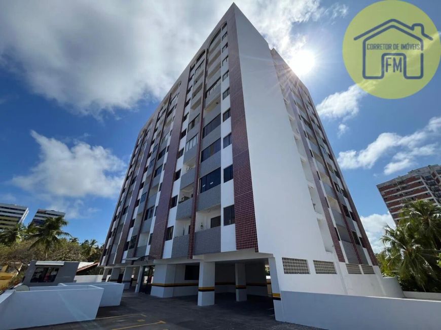 Apartamento a venda com vista lateral para o mar localizado a 200 metros da praia de Casa Caiada, Ol
