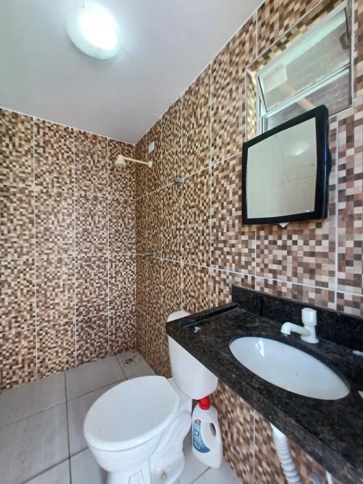 Imóvel para venda possui 96 metros quadrados com 3 quartos em Casa Caiada - Olinda - PE