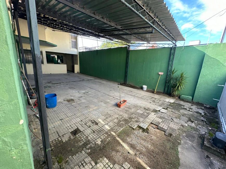 Imóvel para venda possui 353 metros quadrados com 3 quartos em Salgadinho - Olinda - PE