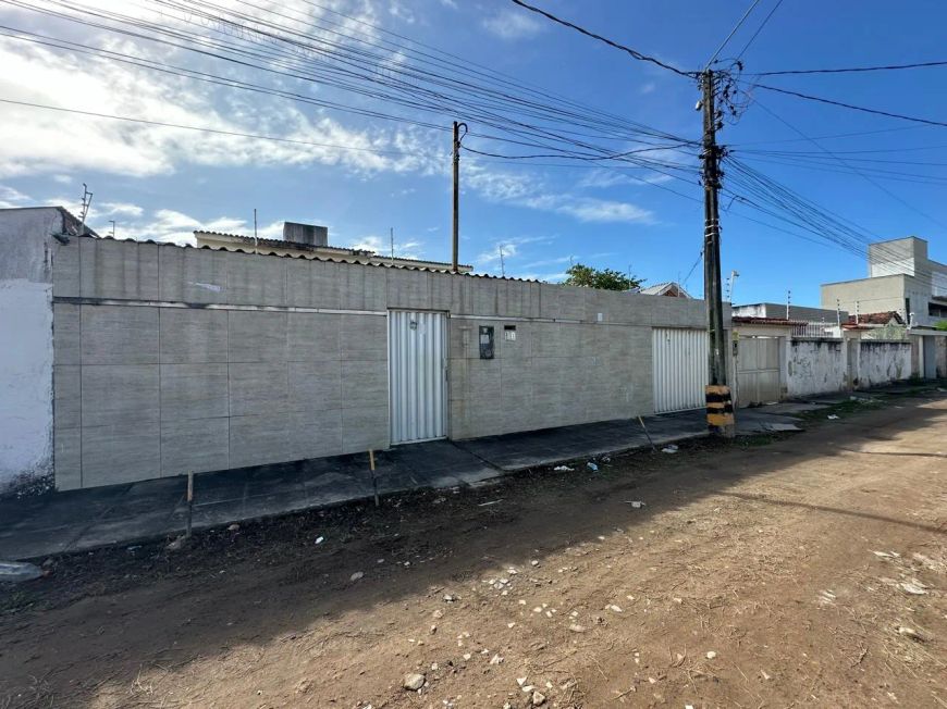 Imóvel para venda possui 353 metros quadrados com 3 quartos em Salgadinho - Olinda - PE