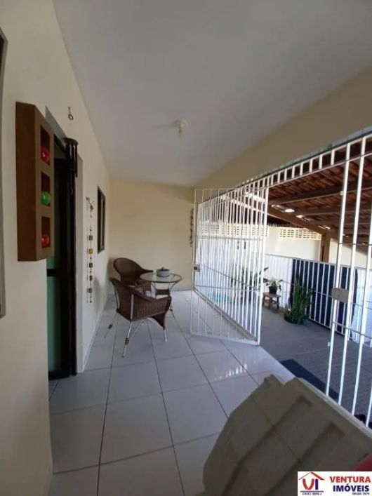 Casa à Venda em Bultrins